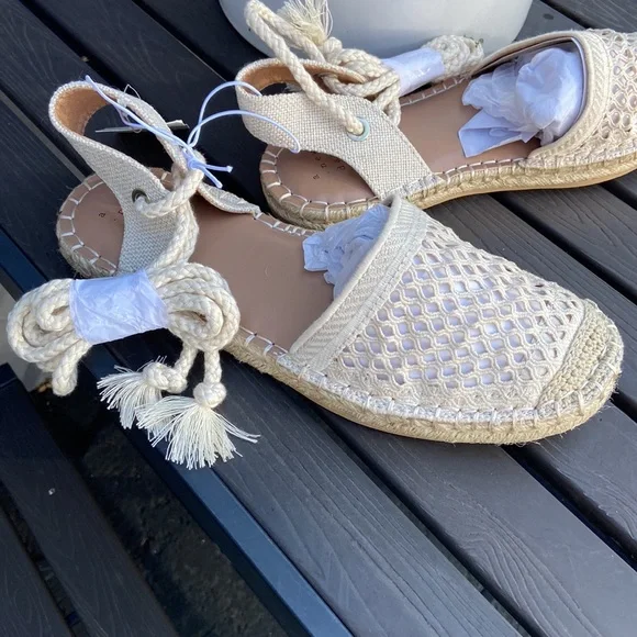 A new day cream lace up sandals   New - Picture 2 of 6